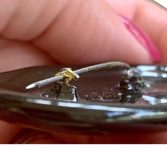 Vintage Signed Russian Lacquer Brooch Pin, Hand Painted Russian Folk Art - Picture 6 of 9